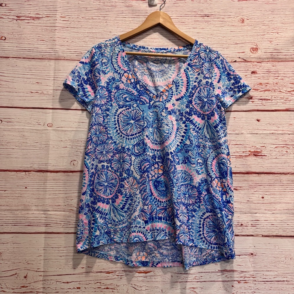 Lilly Pulitzer Etta V Nack Top in Blue Grotto Commotion In The Ocean Sz L - Picture 4 of 10